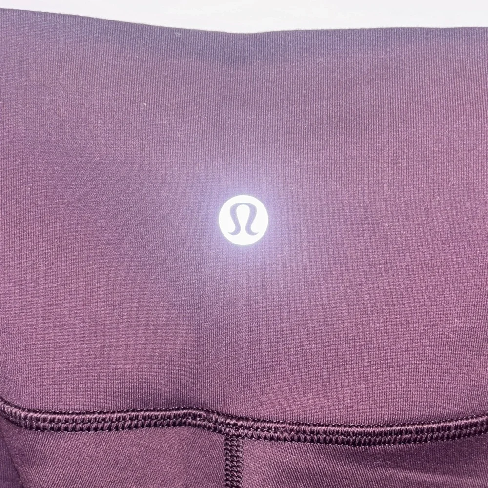 lululemon athletica Women's Leggings in Deep Plum Size 6 - Picture 10 of 13